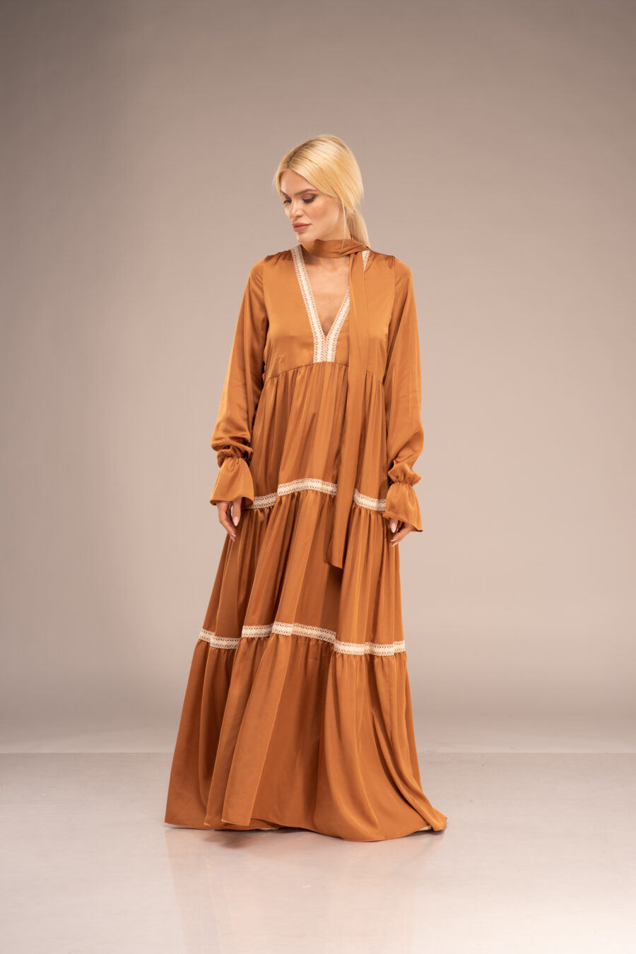 Angela lace long pumpkin